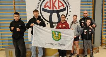 Grad medali dla jaworzyńskich fighterów