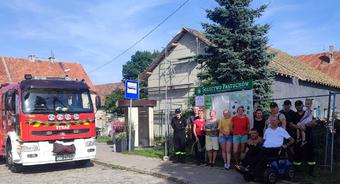 Integrują się, bawią i zmieniają swoją wieś