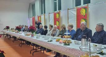 Zaprosili seniorów do wspólnego świętowania