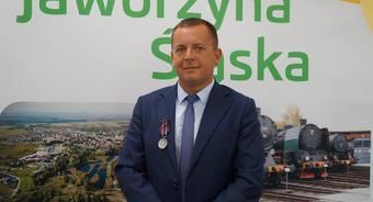 Burmistrz uhonorowany medalem Pro Patria