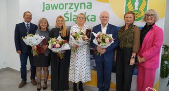 Dyrektorzy z podziękowaniami