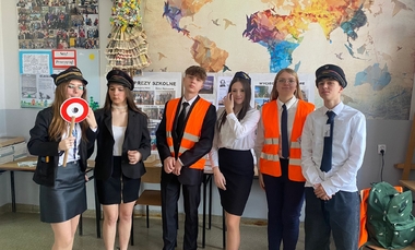 Zespół Szkół w Żarowie zaprasza ósmoklasistów na Dzień Zawodowca i Kariery