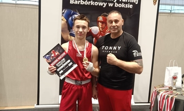 Marcel Zieliński wygrywa przed czasem