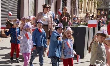 Jesteśmy Polką i Polakiem – przedszkolaki uczciły Dzień Flagi